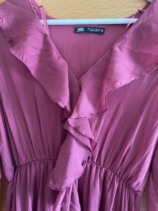 Vestido Zara largo burdeos manga larga volantes