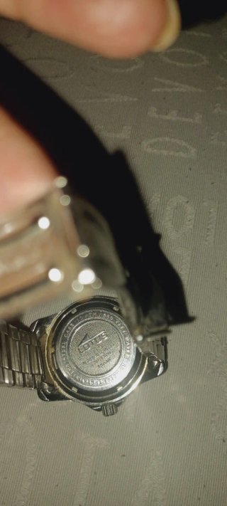 Reloj Lotus Hombre Plata sin pila