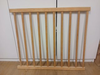 Valla de madera para bebé