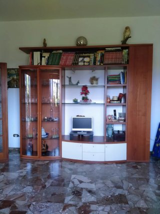 Mobile soggiorno legno e vetro