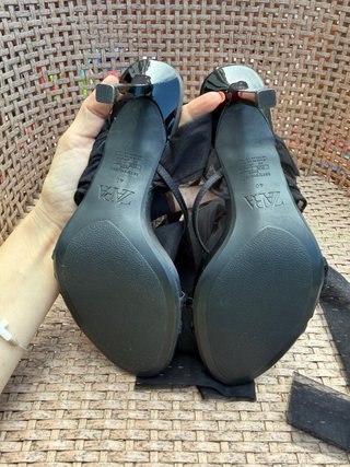 Sandalias Zara Tiras Negras Talla 39