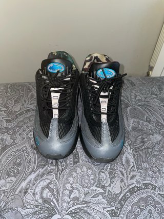 Nike Air Max 95 x Corteiz Gris y Turquesa