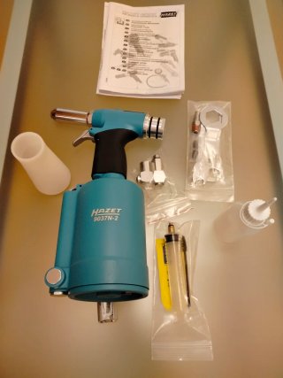 Remachadora Neumática Profesional HAZET 9037 N-2
