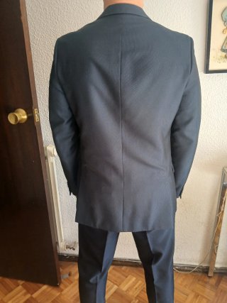 Traje de chaqueta y pantalón azul