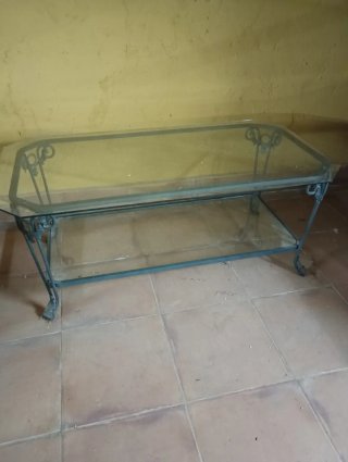 Juego 2 mesas forja y cristal