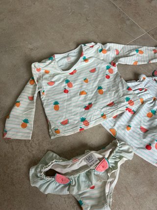 Conjunto bañador niña factor proteccion