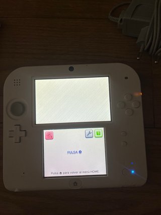 Nintendo 2DS Rossa e Bianca
