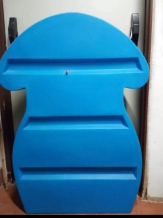 Casillero infantil azul con diseño de seta