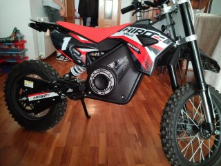 Moto Eléctrica Infantil 1