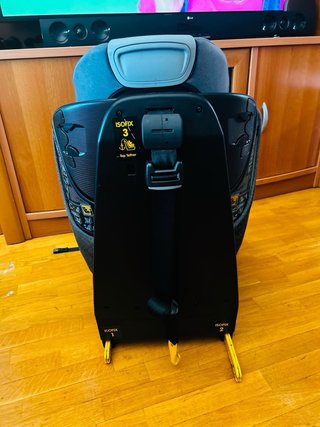 Silla de coche para bebé hasta 3 años.