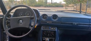 Mercedes-Benz E230 1981