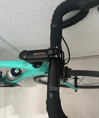 Bicicleta de carretera de carbono