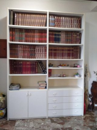 Libreria bianca