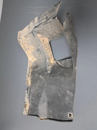 Cubre paso rueda canalizador BMW E30