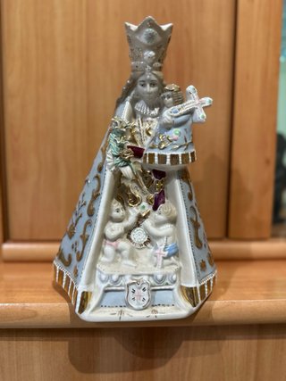 9 Figuras de Porcelana 4 de ellas de Lladro