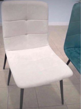 Sedia in Velluto Moderna ed Elegante