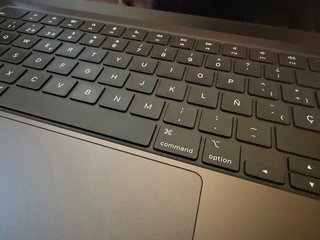 MacBook Pro 14 M4 Pro 24GB Gris Espacial