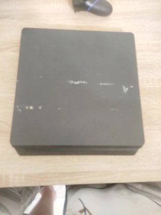 PS4 Fat + PS4 Slim (danneggiata) + 2 controller