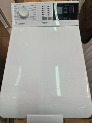 Lavadora Electrolux PerfectCare 600