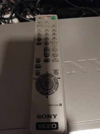 Sony VCR slv-se220