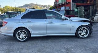 Faldón mercedes-benz a2046981454 clase c bm 385803
