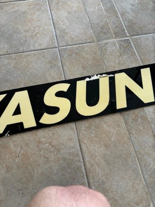 Placa Yasuni Negra y blanca