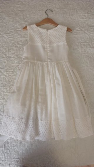 Vestido blanco niña