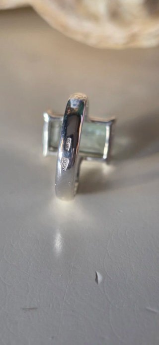 Anillo aguamarina natural talla 15