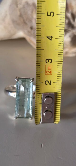 Anillo aguamarina natural talla 19