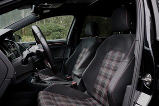 VW GOLF 7 GTI PERFORMANCE 230CV TECHO PANORÁMICO