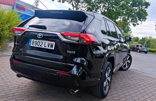 Toyota RAV4 Hibrido Enchúfable 4x4 - NEGOCIABLE