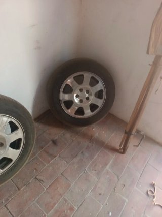 Llantas Audi A3 (usadas 6 meses)de 15 pulgadas