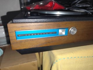 Tocadiscos Vanguard con Cassette y Radio