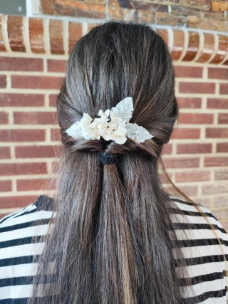 Tocado Novia/Comunión Flores y Hojas