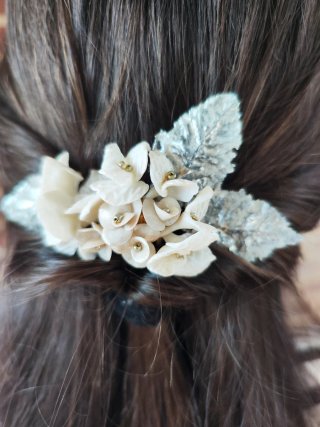 Tocado Novia/Comunión Flores y Hojas