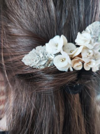 Tocado Novia/Comunión Flores y Hojas