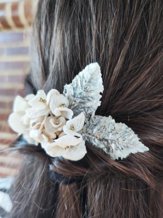 Tocado Novia/Comunión Flores y Hojas