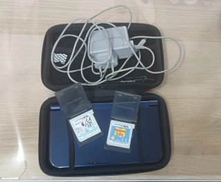 Nintendo 3DS XL + Nintendogs y Tomodachi in regalo