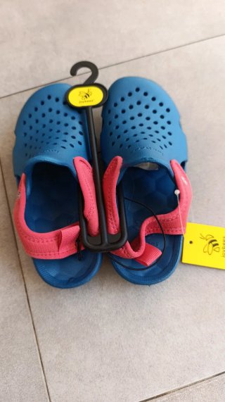 Sandalias Niños Joybees Azul y Roja