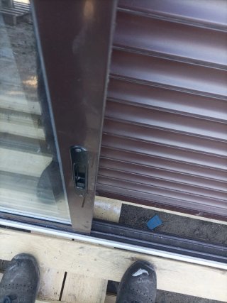 Ventana corredera aluminio con persianas
