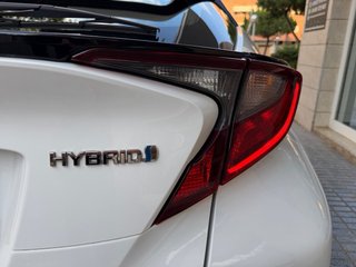 Toyota C-HR 2023 / 97.000 km / Garantia oficial