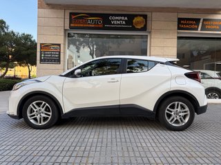 Toyota C-HR 2023 / 97.000 km / Garantia oficial