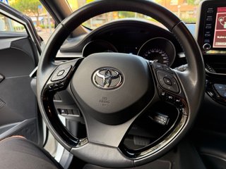 Toyota C-HR 2023 / 97.000 km / Garantia oficial