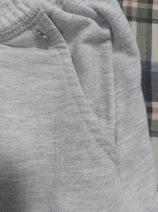 Pull&Bear Pantalón Corto Gris