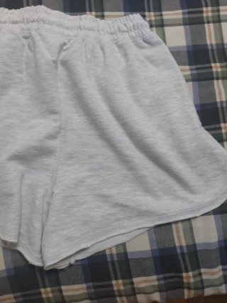 Pull&Bear Pantalón Corto Gris