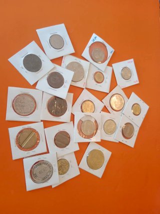 Colección de Monedas Antiguas en carton