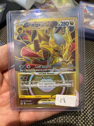 Carta Pokémon Giratina VSTAR 212/196 Inglés