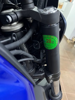 Yamaha MT-07 2022 - 4.700 km con escape Akrapovič