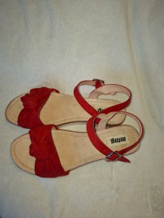 Sandalias Mustang Rojas Talla 41