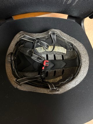 Casco luz trasera y delantera HOMOLOGADO.
